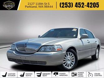 2004 Lincoln Town Car