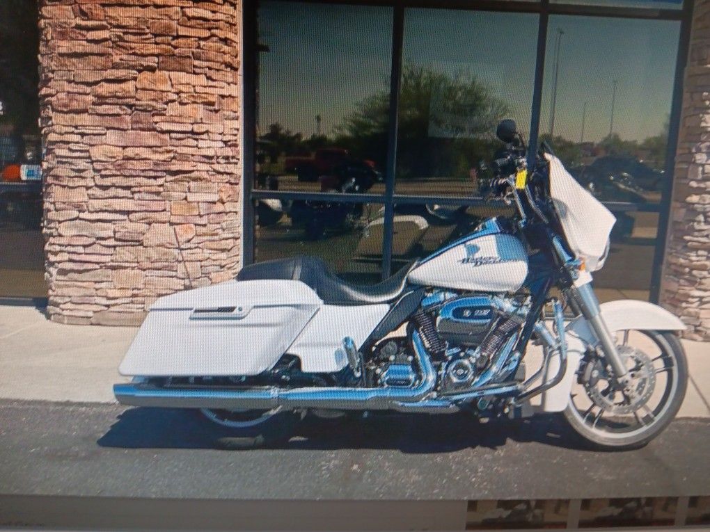 Harley-Davidson STREET Glide 