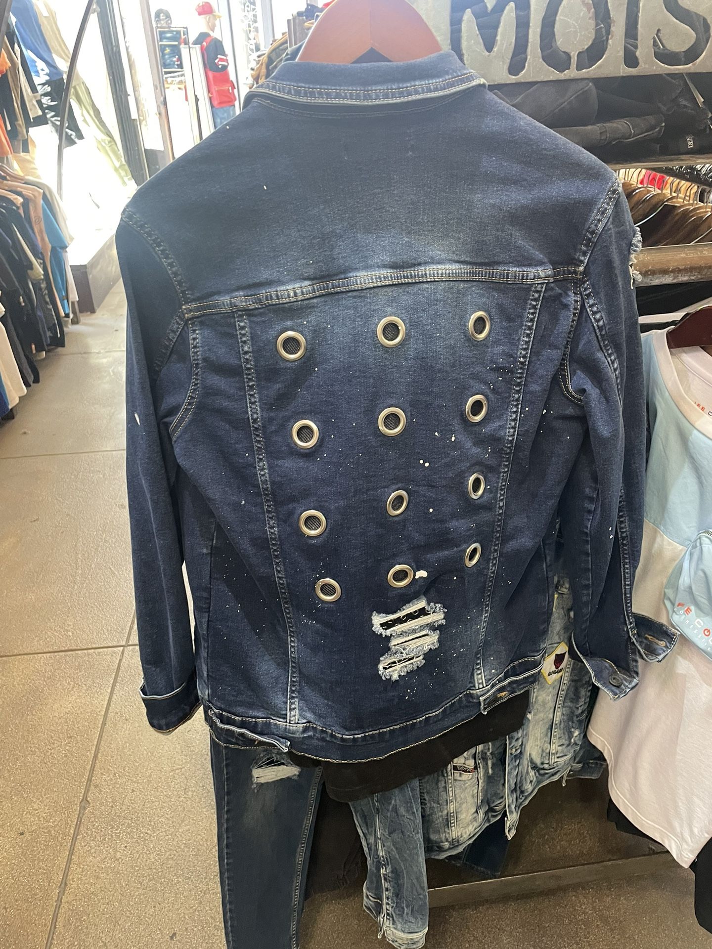 Men’s Denim Jean Jacket Size Small