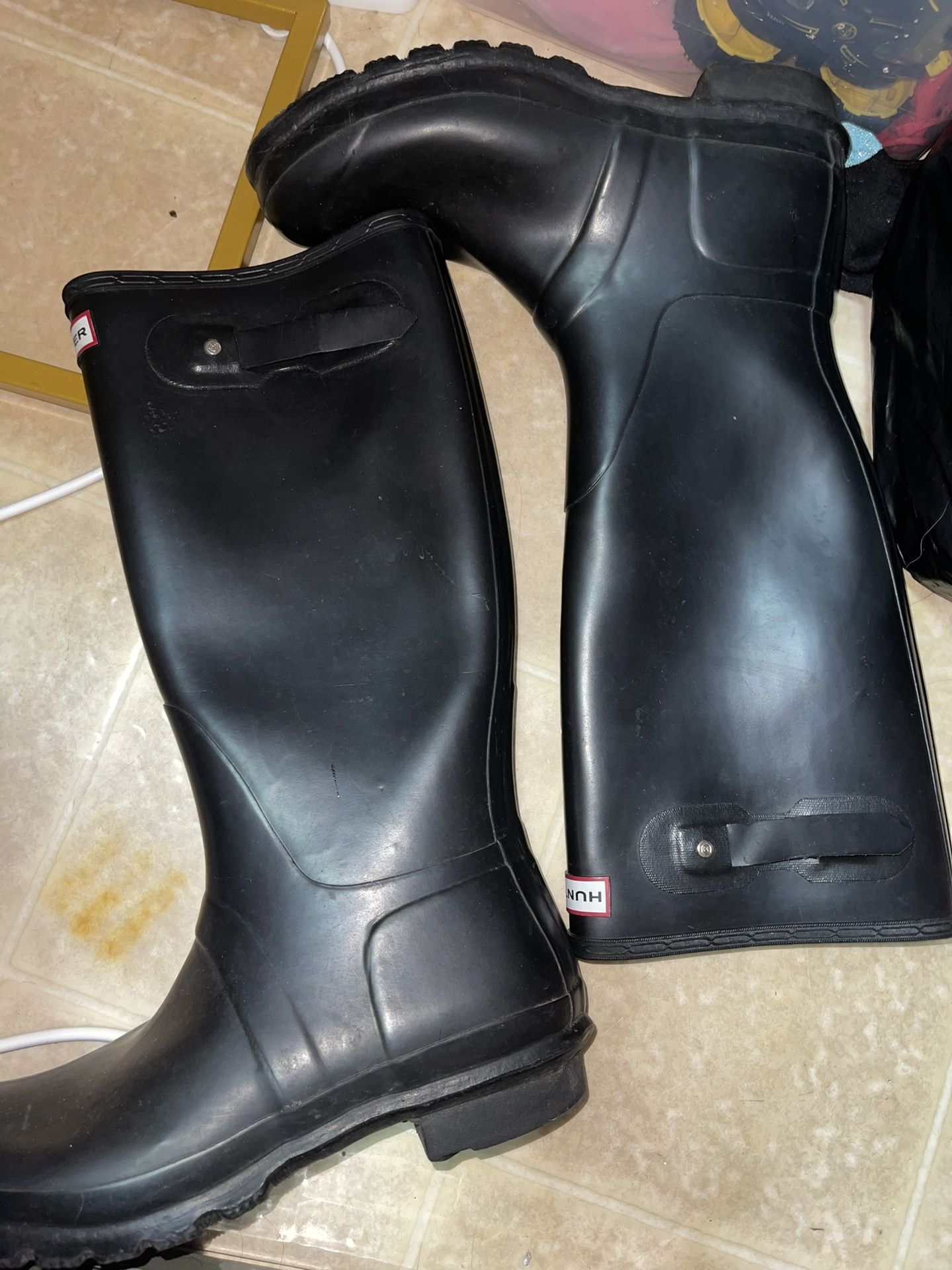 HUNTER RAIN BOOTS
