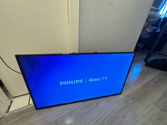 40 inch Roku tv with tv mount