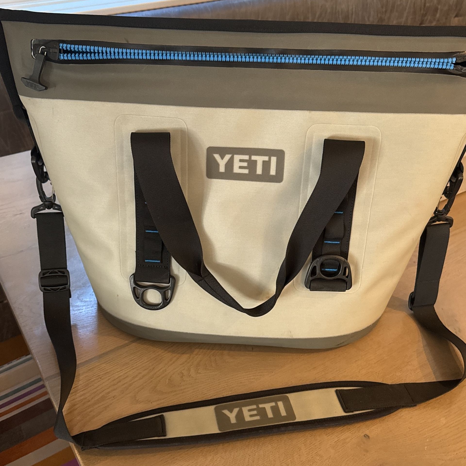 Yeti Cooler Hopper Two 30