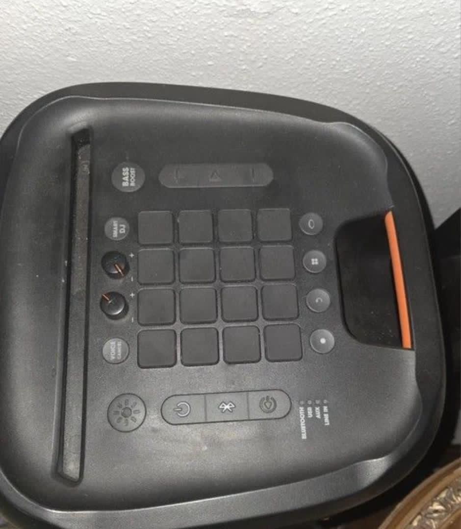 JBL partybox 1000 Bluetooth speaker