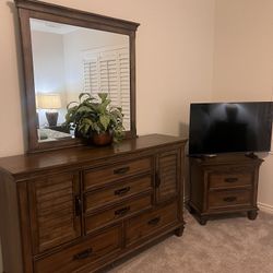 King Bedroom Set