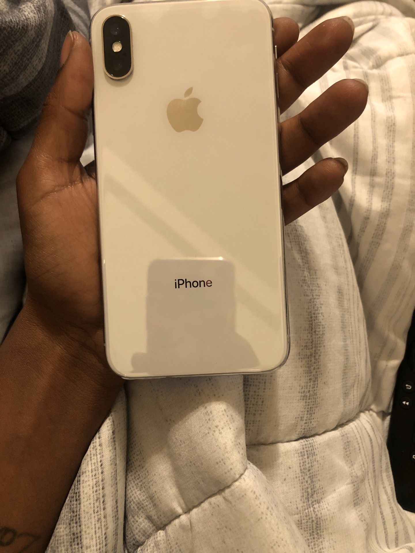 iPhone X
