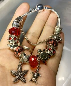 Great Quality Charm Bracelet for Women