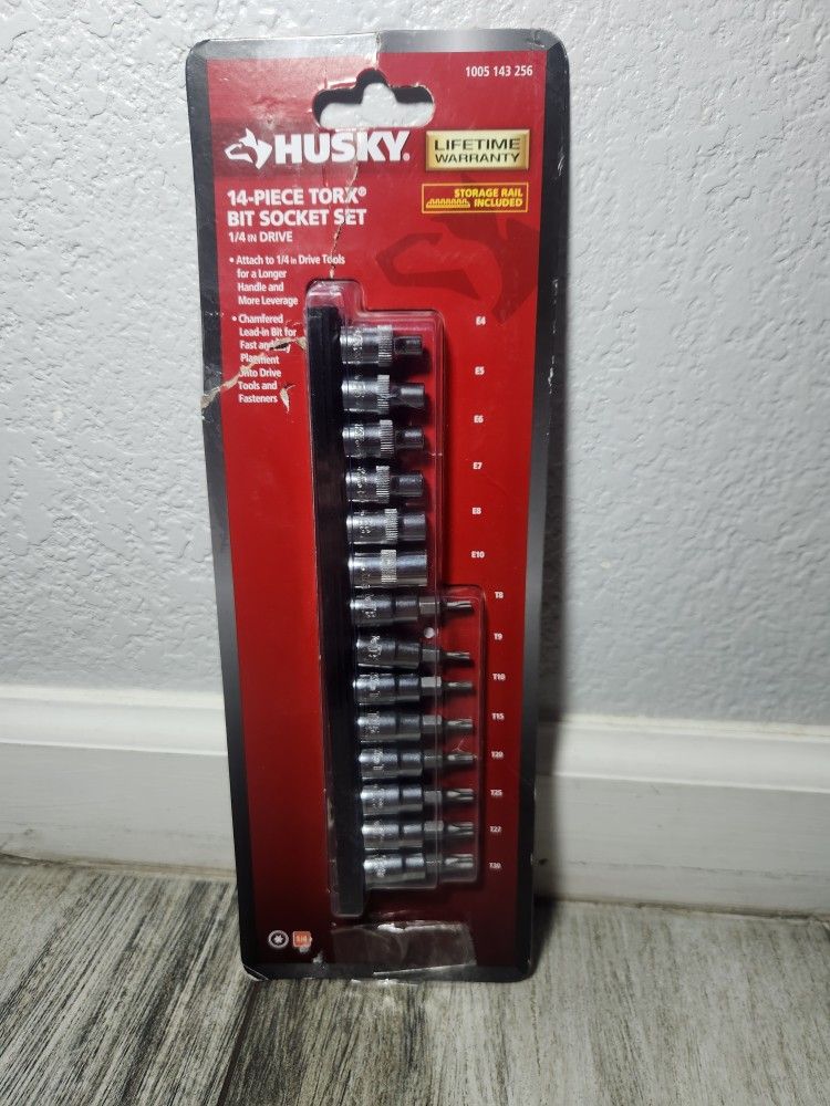 Husky 1/4 in. Drive Torx Bit Socket Set, 14-Piece 1005 143 256