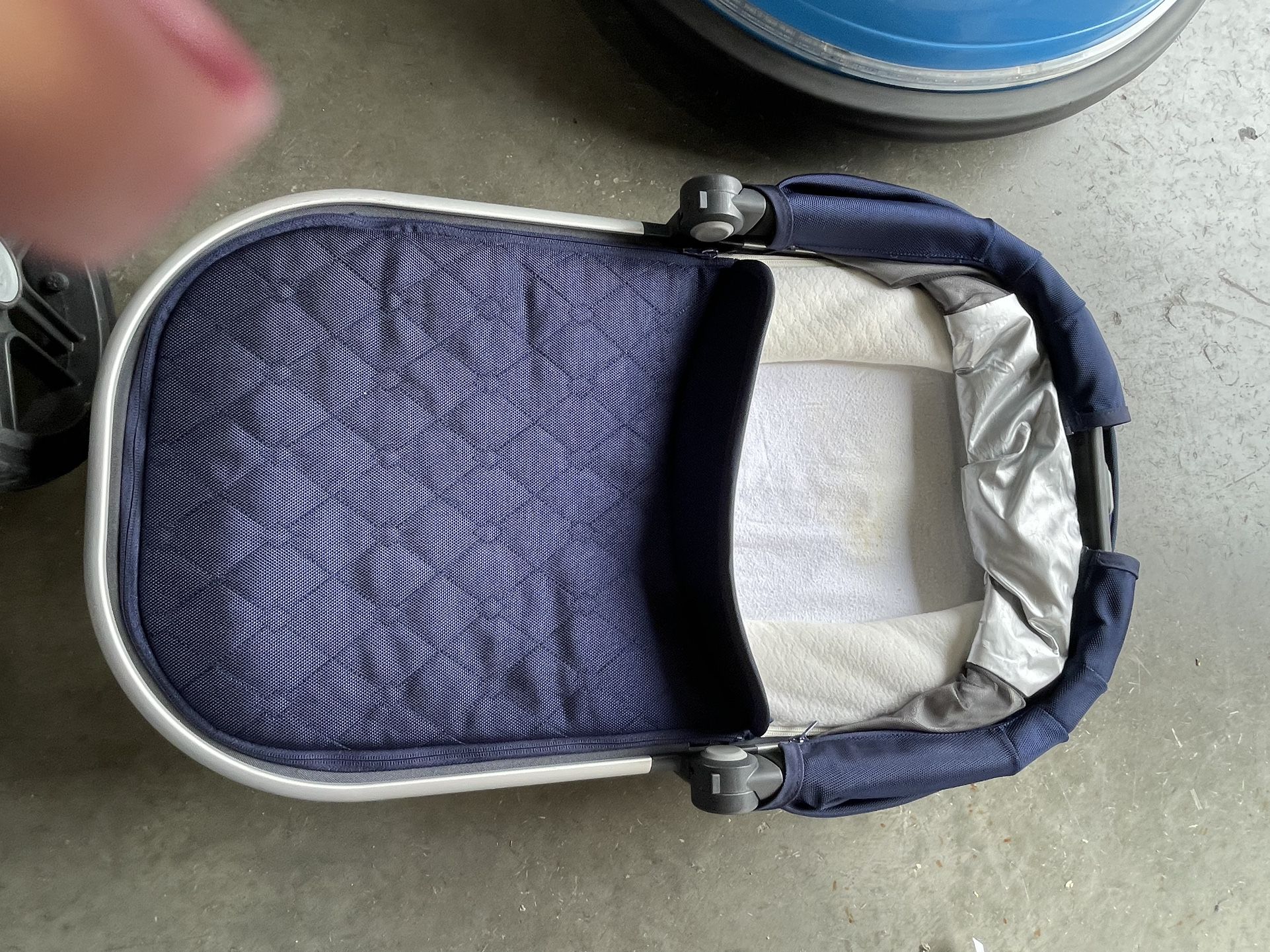 Uppababy Vista Twin Stroller And Bassinet