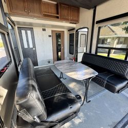 2016 Keystone Impact 361 – 5th Wheel Toy Hauler with extension