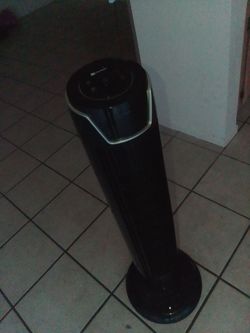 Utilitech Black Tower Fan