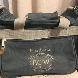 Vintage 1999 ncjw Duffle bag (Pick up only in 90042)