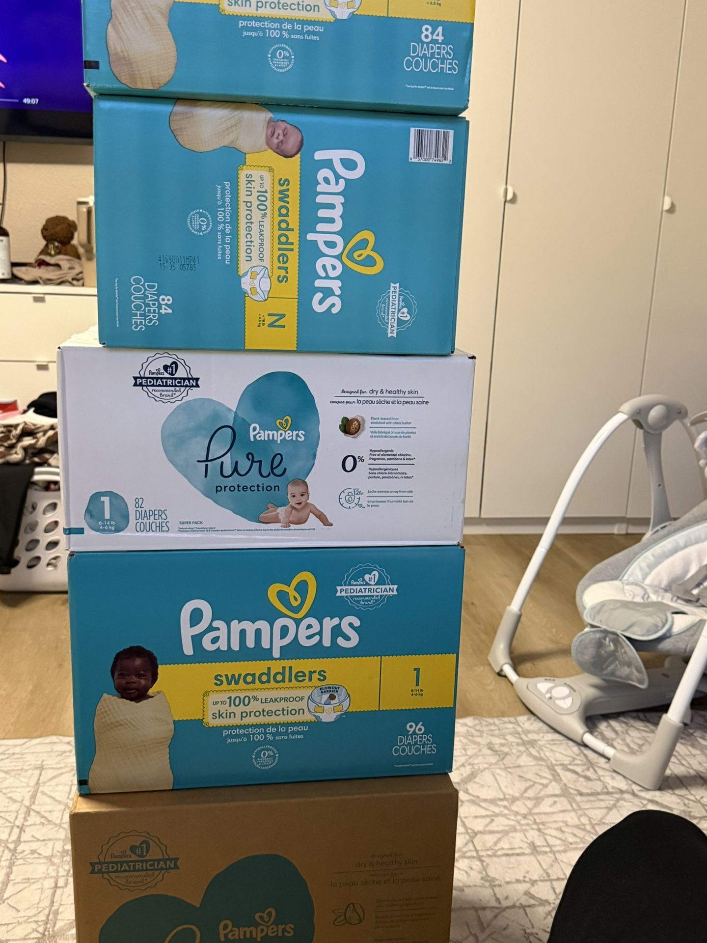 Pampers/Diapers 