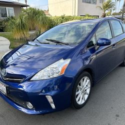 2012 Toyota Prius V