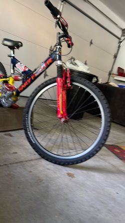 Full suspension man full suspension bike