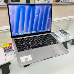 MacBook Air m3 8gb ram 256gb ssd