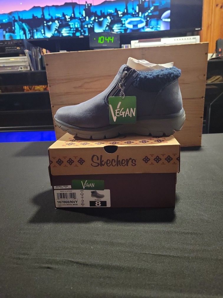 Sz 8 Sketchers Ankles Boots New With Tags