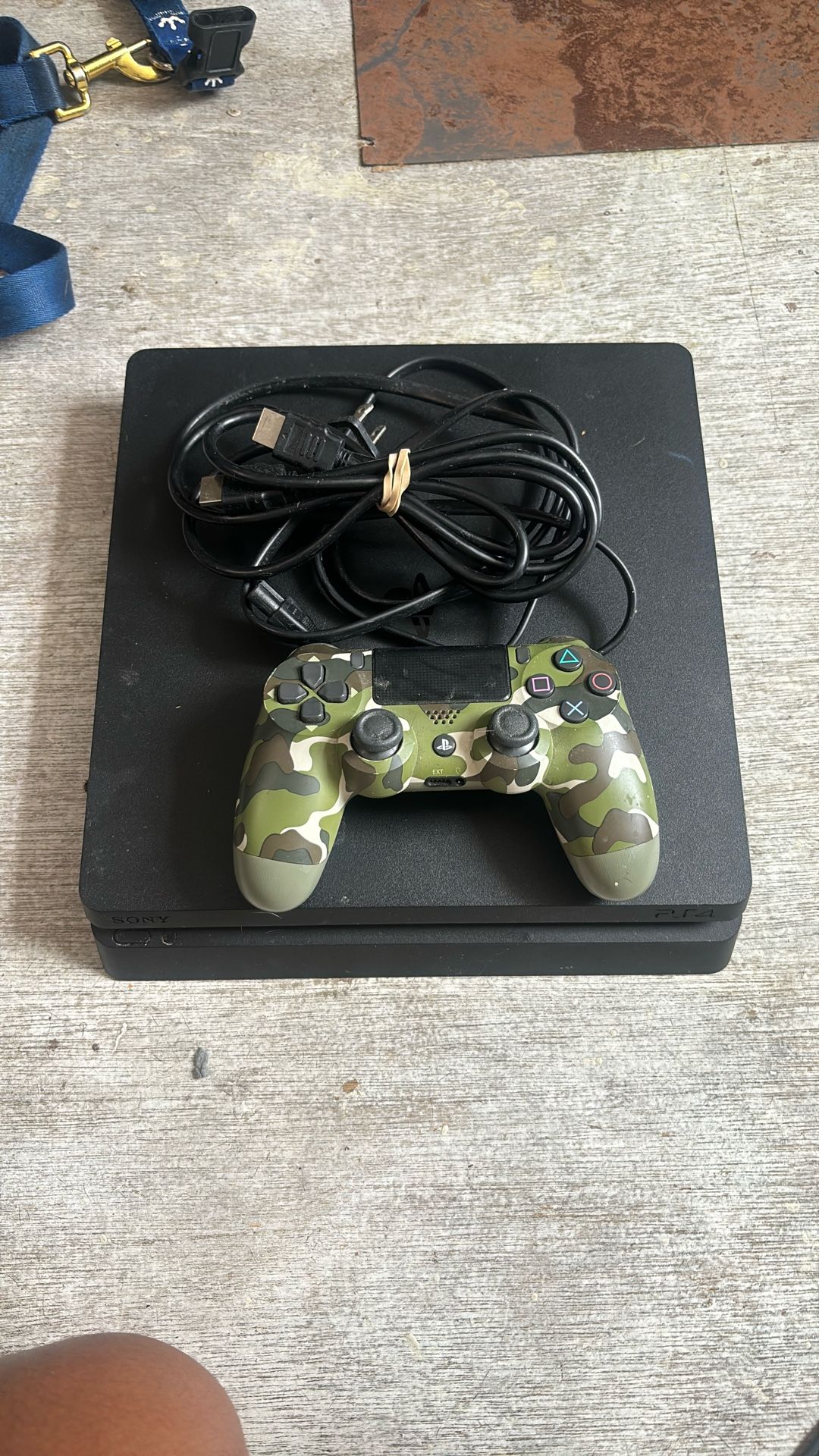 PS4 Slim