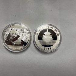 2015 1oz 10 Yuan Chinese Silver Panda Coin in Capsule