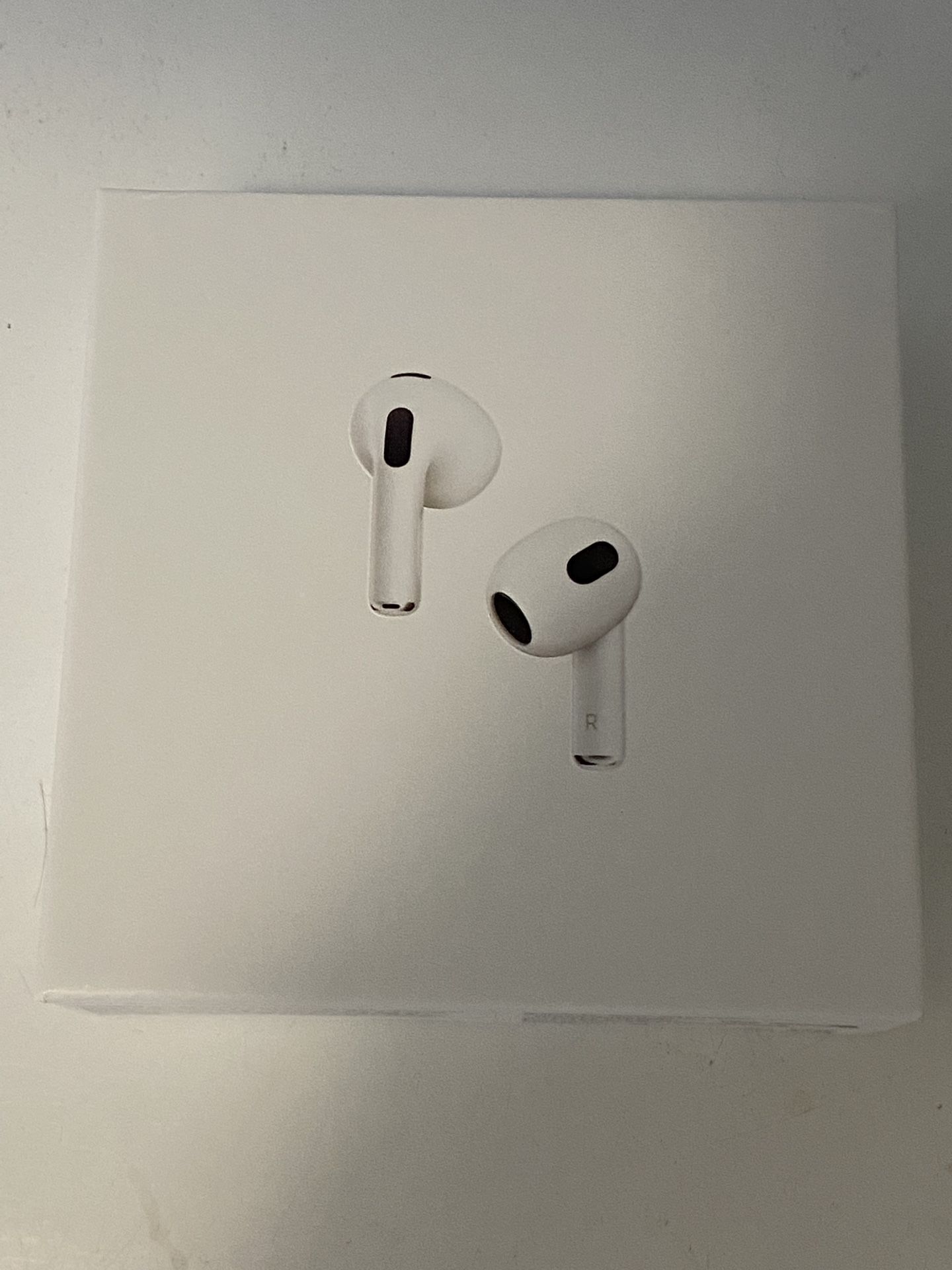 AirPods Pro 4. Generation With MagSafe Charging Case