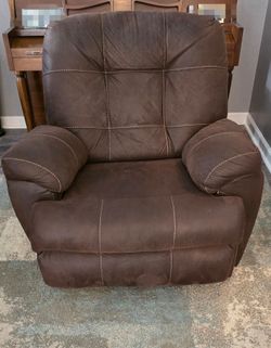 Free Rocking Recliner