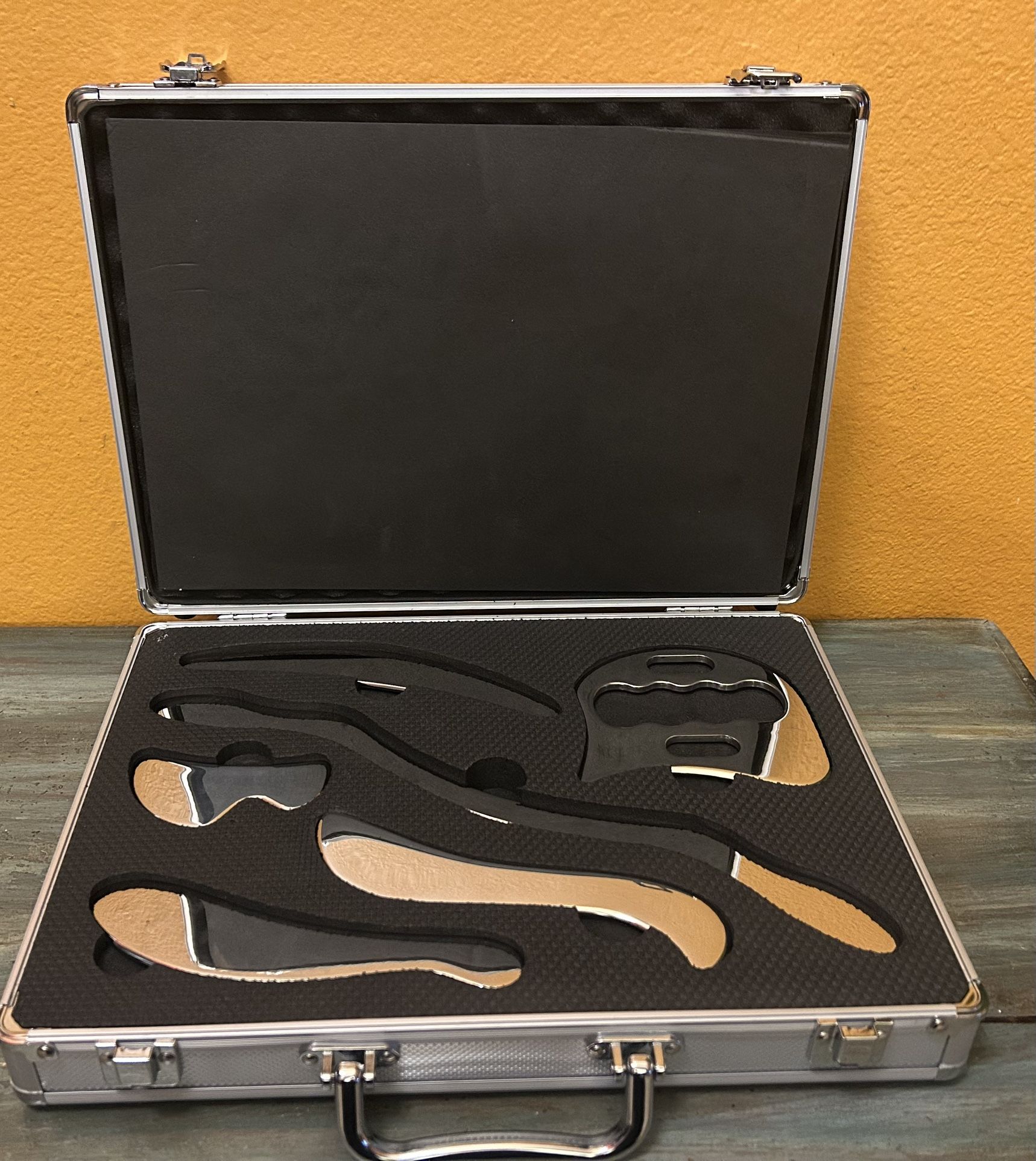 New Stainless Steel Gua Sha Scraping Massage Tool Set IASTM Tools Great Soft Tissue Mobilization Tool (6 Set)
