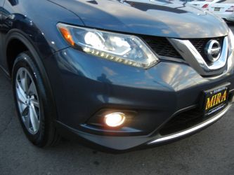 2015 Nissan Rogue Thumbnail
