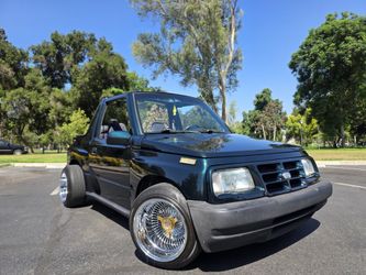 1996 GEO TRACKER // CONVERTIBLE LOWRIDER CUTLASS REGAL GBODY MALIBU SILVERADO SINGLE CAB TAHOE ESCALADE TBSS SS GTO CTSV LINCOLN LIGHTNING CONTINENTAL