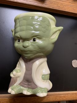 Star Wars Galerie Yoda Goblet 6” High