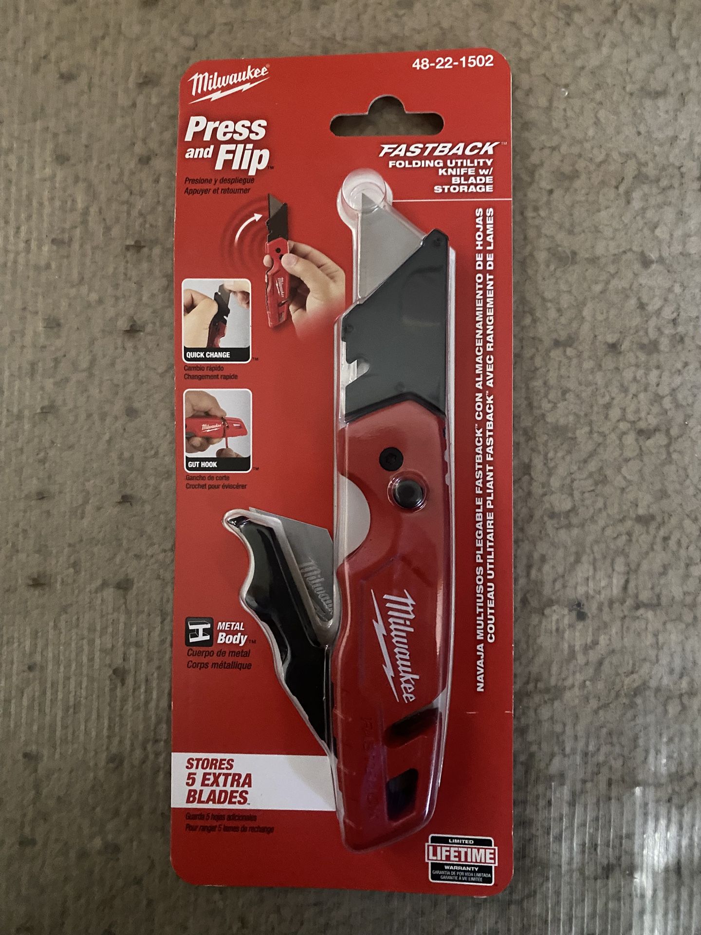 Milwaukee FASTBACK Folding Utility Knife with Blade Storage and General Purpose Blade