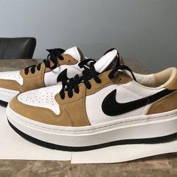 DH7004-701 Nike Air Jordan Men Size 12