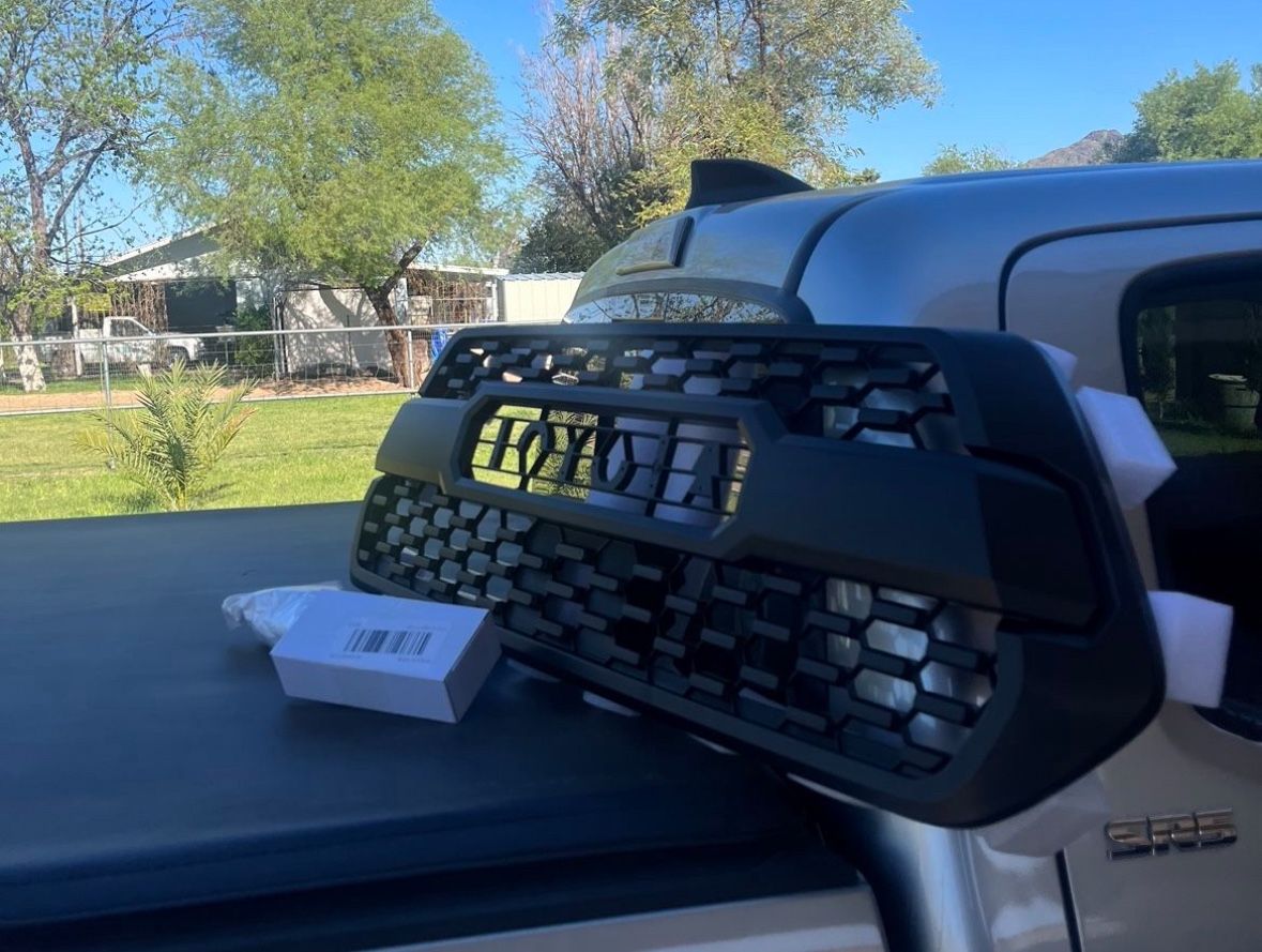 Toyota Tacoma TRD Grill