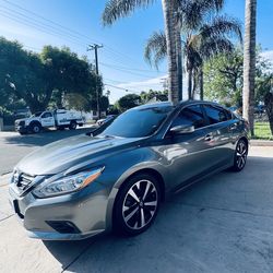 2018 Nissan Altima SR