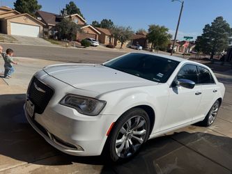 2019 Chrysler 300