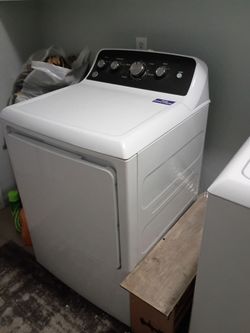 Washer and gas dryer