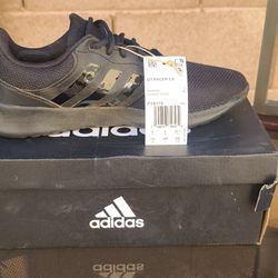 Adidas QT Racer 2.0 Women's 7.5 