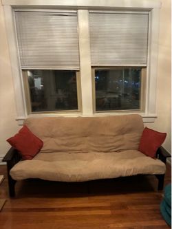 Tan futon