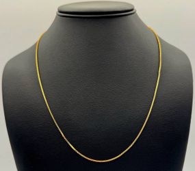 Jewelry 18k solid yellow Gold Box 25” Chain necklace 6.1 grams 1.2mm