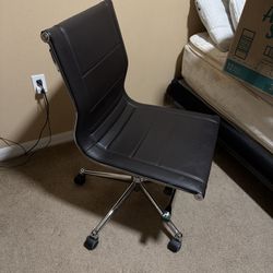 Black leather & chrome modern chair