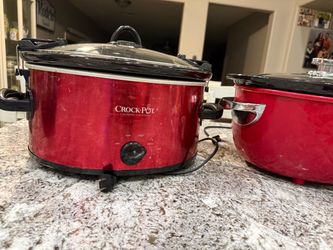 2 Crock-Pot Red Slow Cooker