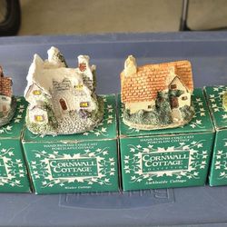 THE CORNWELL COTTAGE COLLECTION 