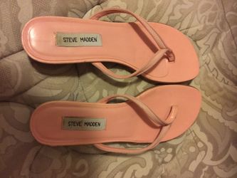 Used Steve Madden Sandals with a small heel , sz 7.5