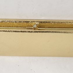 Beautiful Vintage Women's Gold Evening Bag Clutch Kisslock Closure Formal 1960's