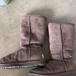 Uggs Adults Size 6