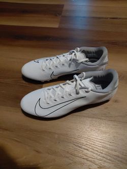 Nike vapor low top cleats