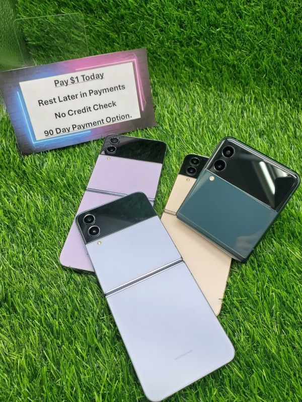 Samsung Galaxy Z Flip 5g UNLOCKED NO CREDIT CHECK $1