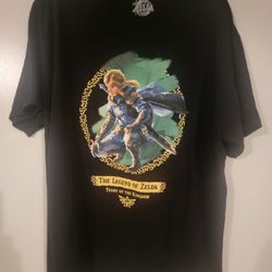 The Legend of Zelda: Tears of the Kingdom Link crouching pose t-shirt.  Size XL