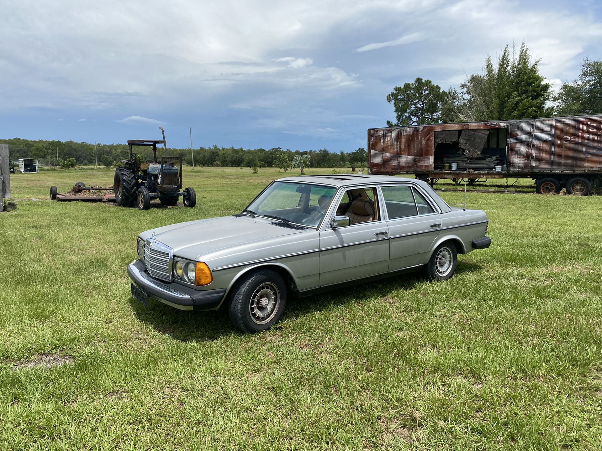1984 Mercedes-Benz 300