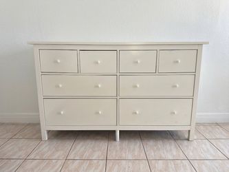 IKEA 8 Drawer Dresser/ TV Stand
