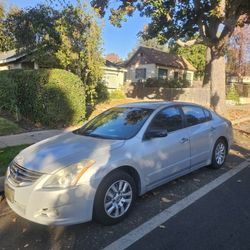 2010 Nissan Altima