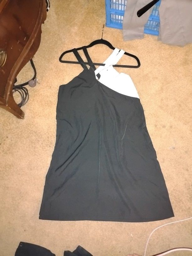 Strappy Black And White Dress Size Large